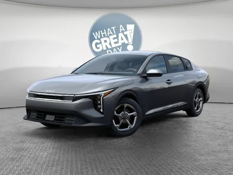 2026 Kia K4 Base
