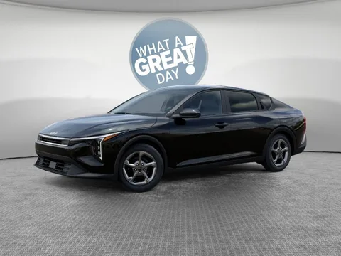 2026 Kia K4 LXS, photo 3