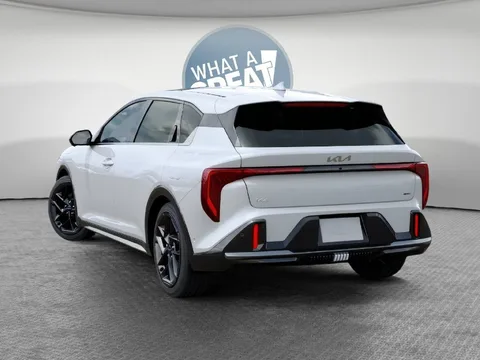 2026 Kia K4 GT-Line Turbo, photo 4