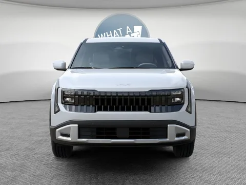 2027 Kia Seltos LX, photo 2
