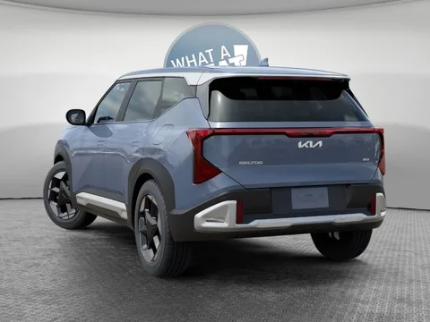 2027 Kia Seltos S, photo 4