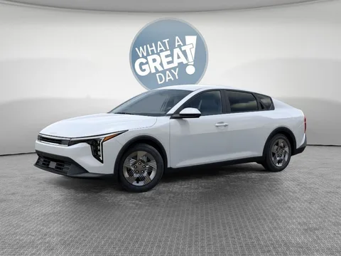 2026 Kia K4 LX, photo 3