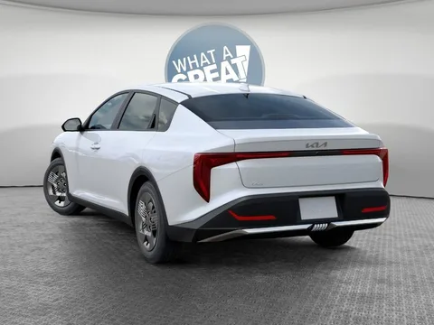 2026 Kia K4 LX, photo 4