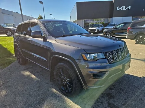 2018 Jeep Grand Cherokee Altitude 4WD