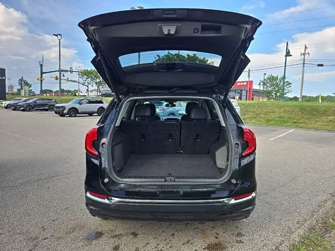 2022 GMC Terrain SLT AWD, photo 5