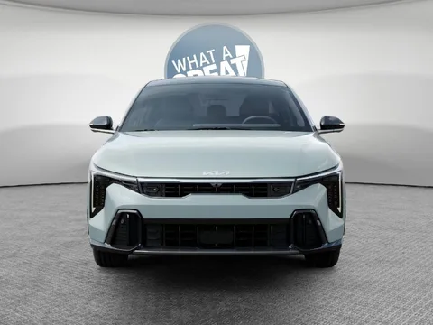 2027 Kia K4 Base, photo 2