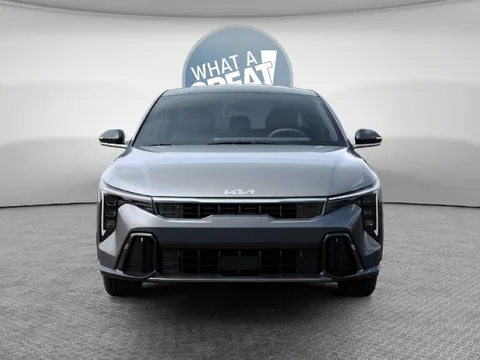 2027 Kia K4 Base, photo 2