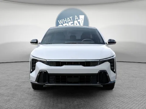 2027 Kia K4 Base, photo 2