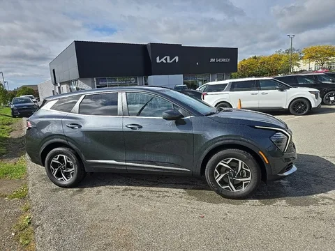 2024 Kia Sportage LX, photo 2