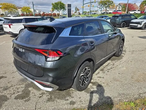 2024 Kia Sportage LX, photo 3