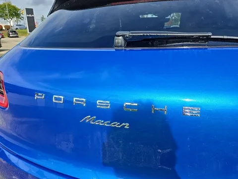 2018 Porsche Macan Base, photo 2
