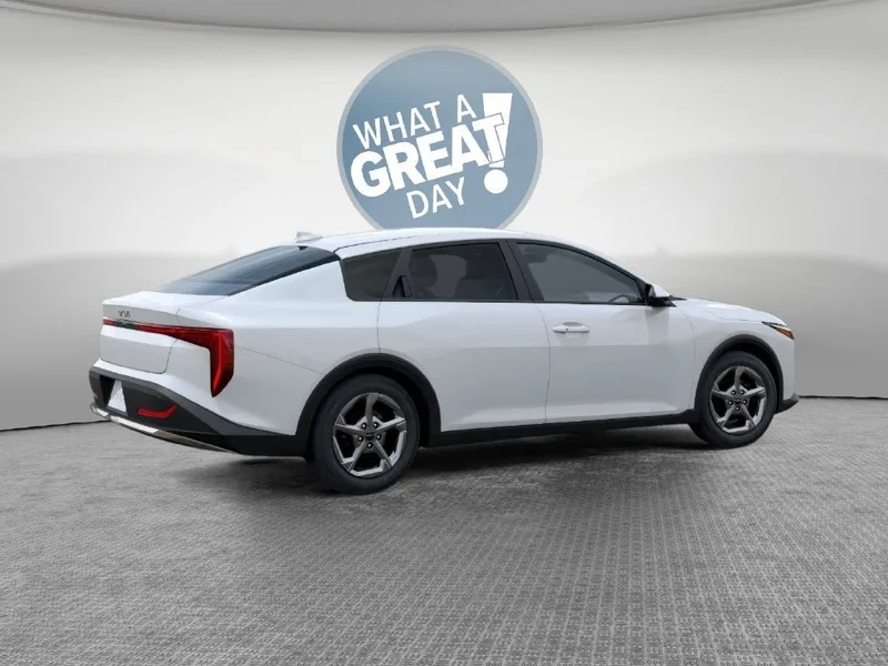 2026 Kia K4 LXS, photo 6