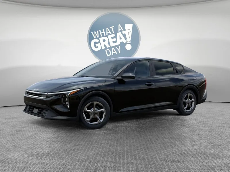 2026 Kia K4 LXS, photo 3