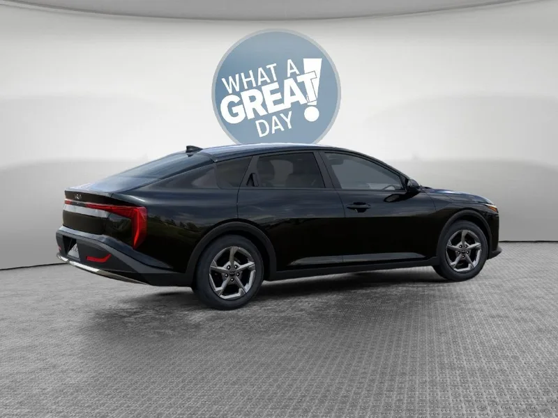 2026 Kia K4 LXS, photo 6