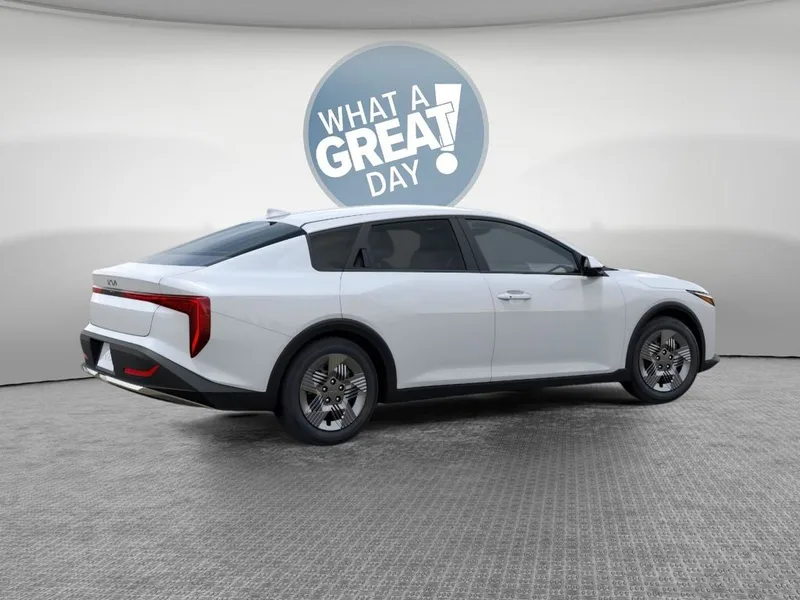 2026 Kia K4 LX, photo 6