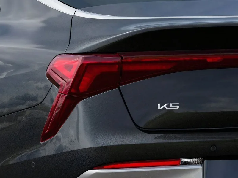 2025 Kia K5 EX, photo 11