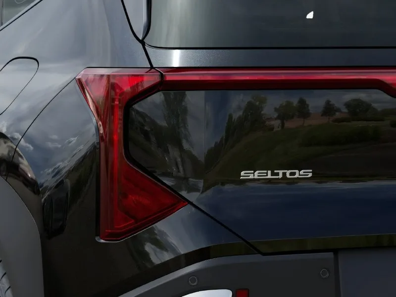2027 Kia Seltos LX, photo 11