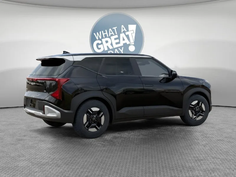 2027 Kia Seltos LX, photo 6