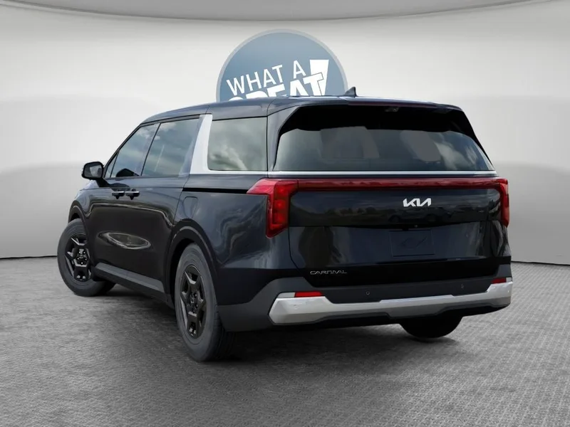 2026 Kia Carnival LXS, photo 4