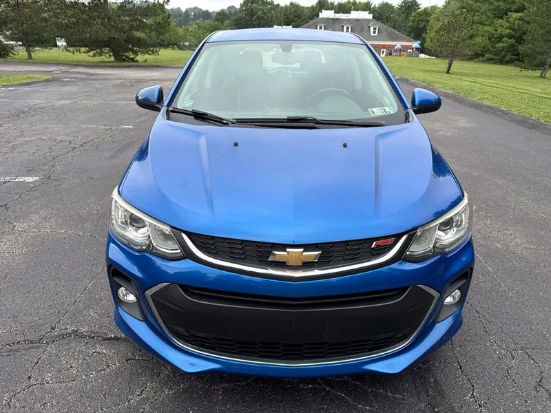 2017 Chevrolet Sonic LT, photo 5