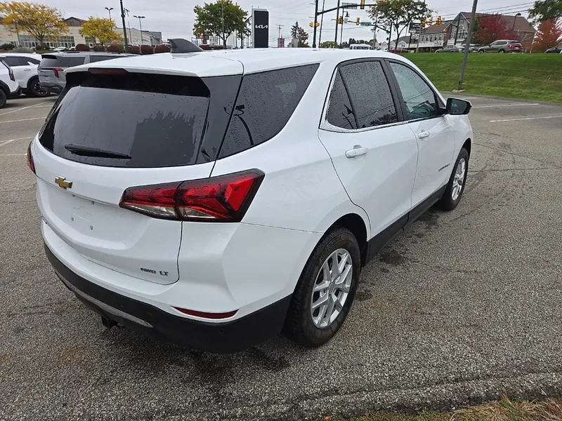 2024 Chevrolet Equinox LT, photo 3