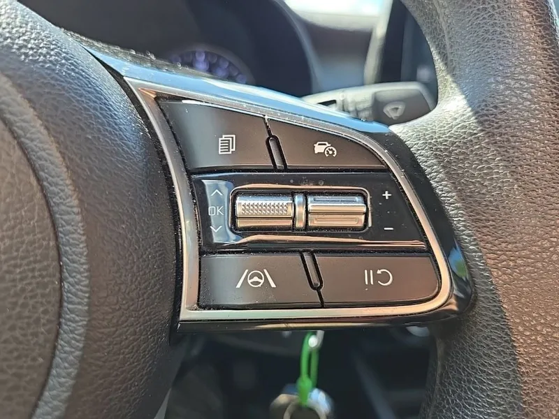 2023 Kia Forte LXS, photo 14
