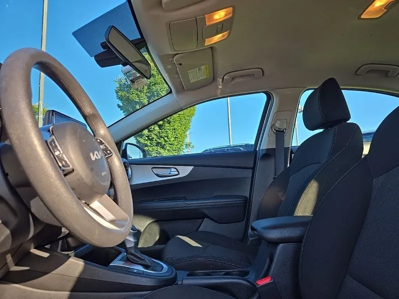 2023 Kia Forte LXS, photo 29