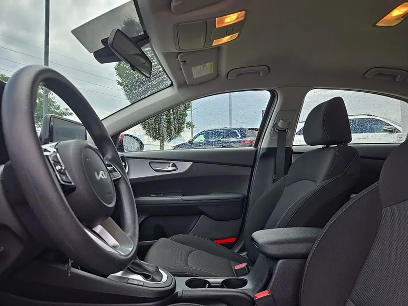 2023 Kia Forte LXS, photo 29