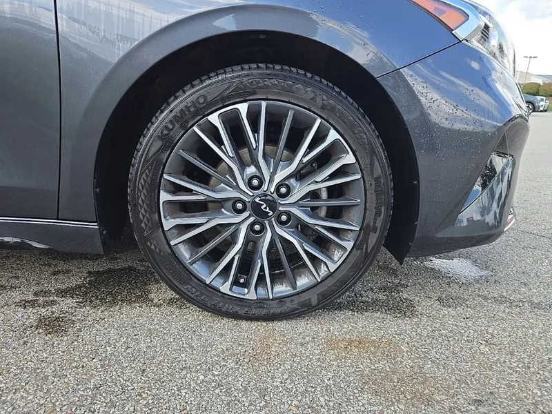 2023 Kia Forte GT-Line, photo 13