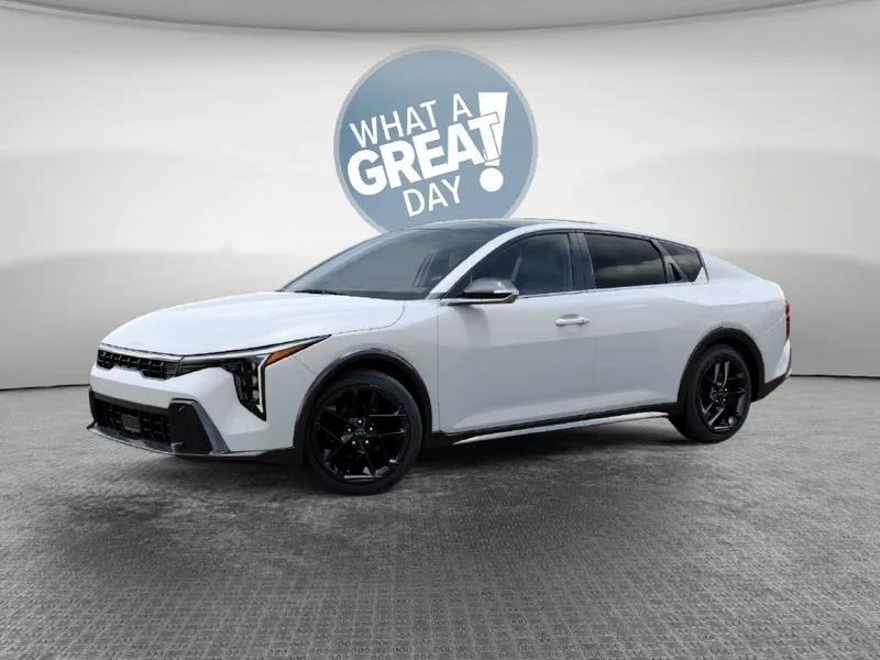 2027 Kia K4 Base, photo 3