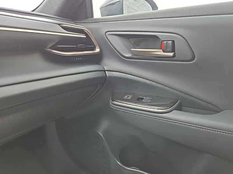 2024 Toyota Crown XLE AWD, photo 28