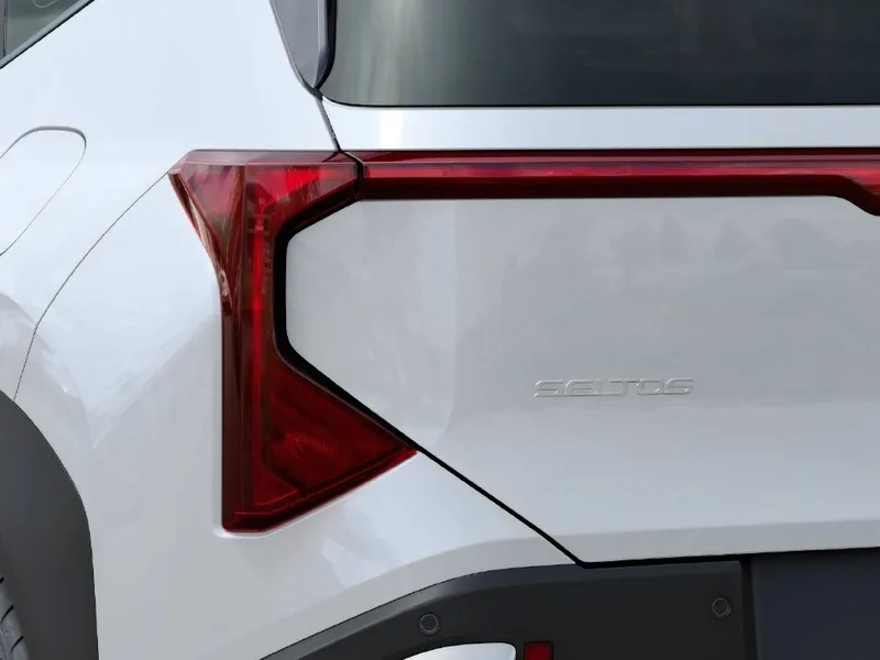2027 Kia Seltos LX, photo 11