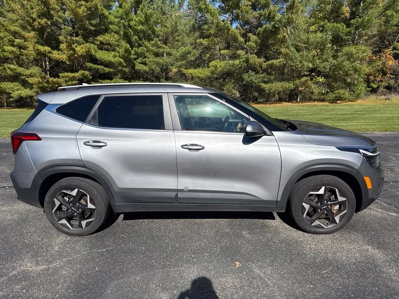 2024 Kia Seltos EX AWD, photo 2