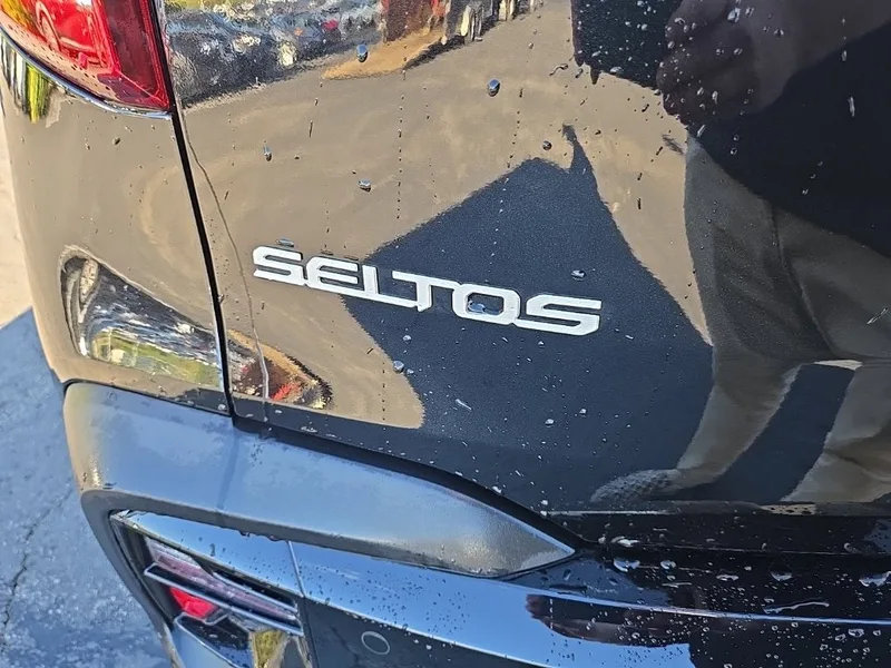 2026 Kia Seltos SX, photo 7