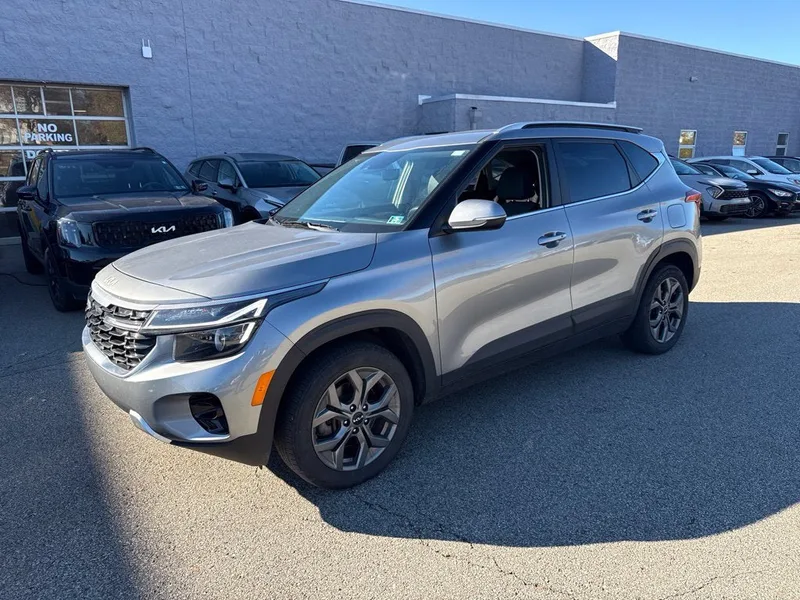2024 Kia Seltos S, photo 3