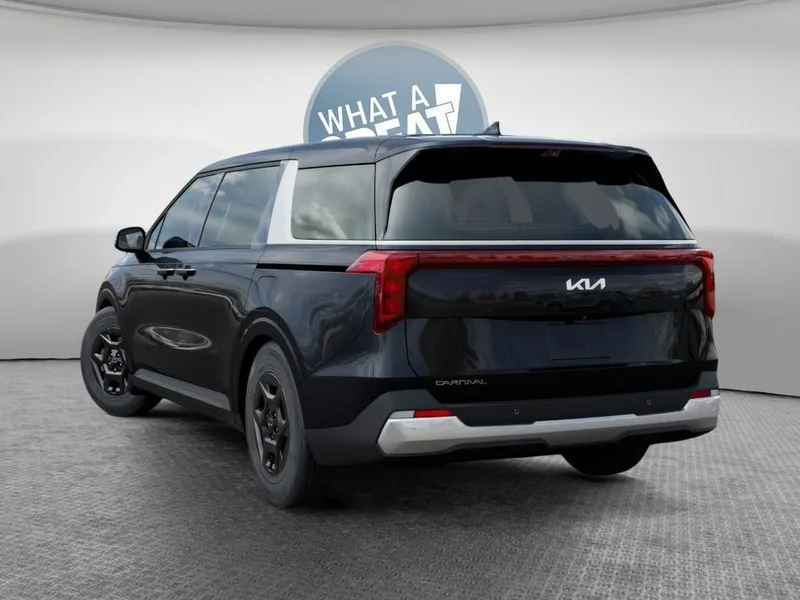 2027 Kia Carnival LXS, photo 4