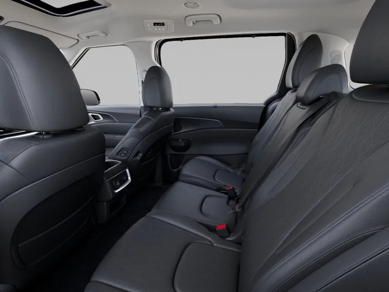 2027 Kia Carnival SX, photo 18
